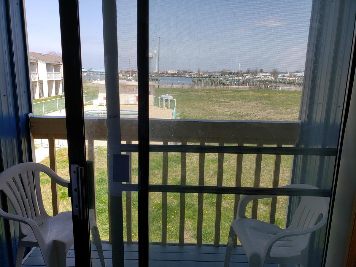 Rodeway Inn At Somers Cove Marina Крисфілд Екстер'єр фото