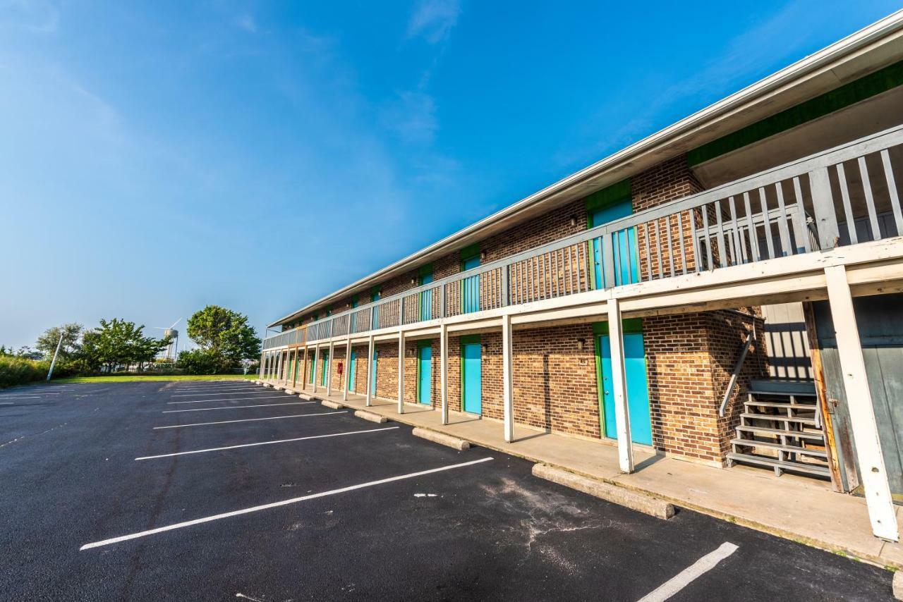 Rodeway Inn At Somers Cove Marina Крисфілд Екстер'єр фото